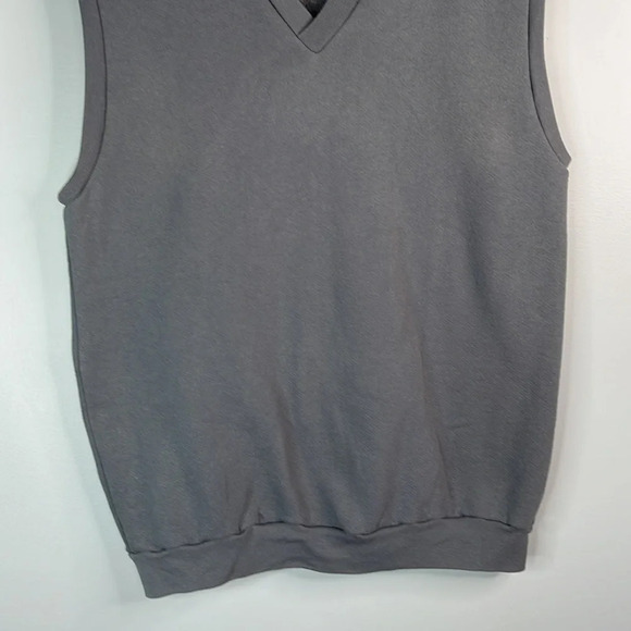 AMERICAN APPAREL Mens VNeck Sweater Vest Grey Sweatshirt Grandpa Preppy Size L - Picture 4 of 9